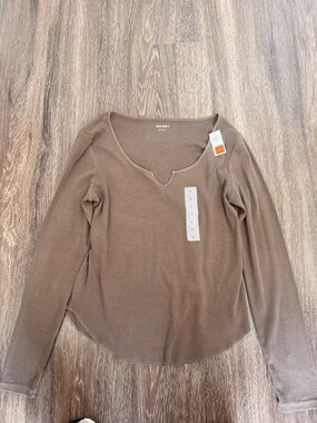 Old Navy Women's Brown Ribbed Long-Sleeve Notch Neck Tee
